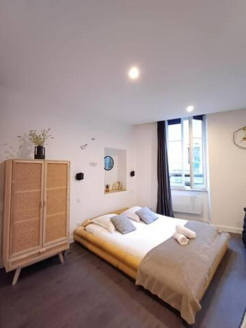 Le Sainte Claire - Majord'Home Annecy Centre Экстерьер фото